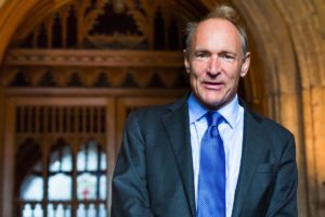 Sir Tim Berners-Lee huvudtalare på Akamai EDGE EMEA Forum i Barcelona 1