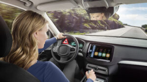 Bosch ökar säkerheten i trafiken med framtidens 3D-skärmar 3