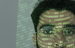 Cyberkriminella nöjer sig inte längre med att låsa data – att läcka data är den nya trenden