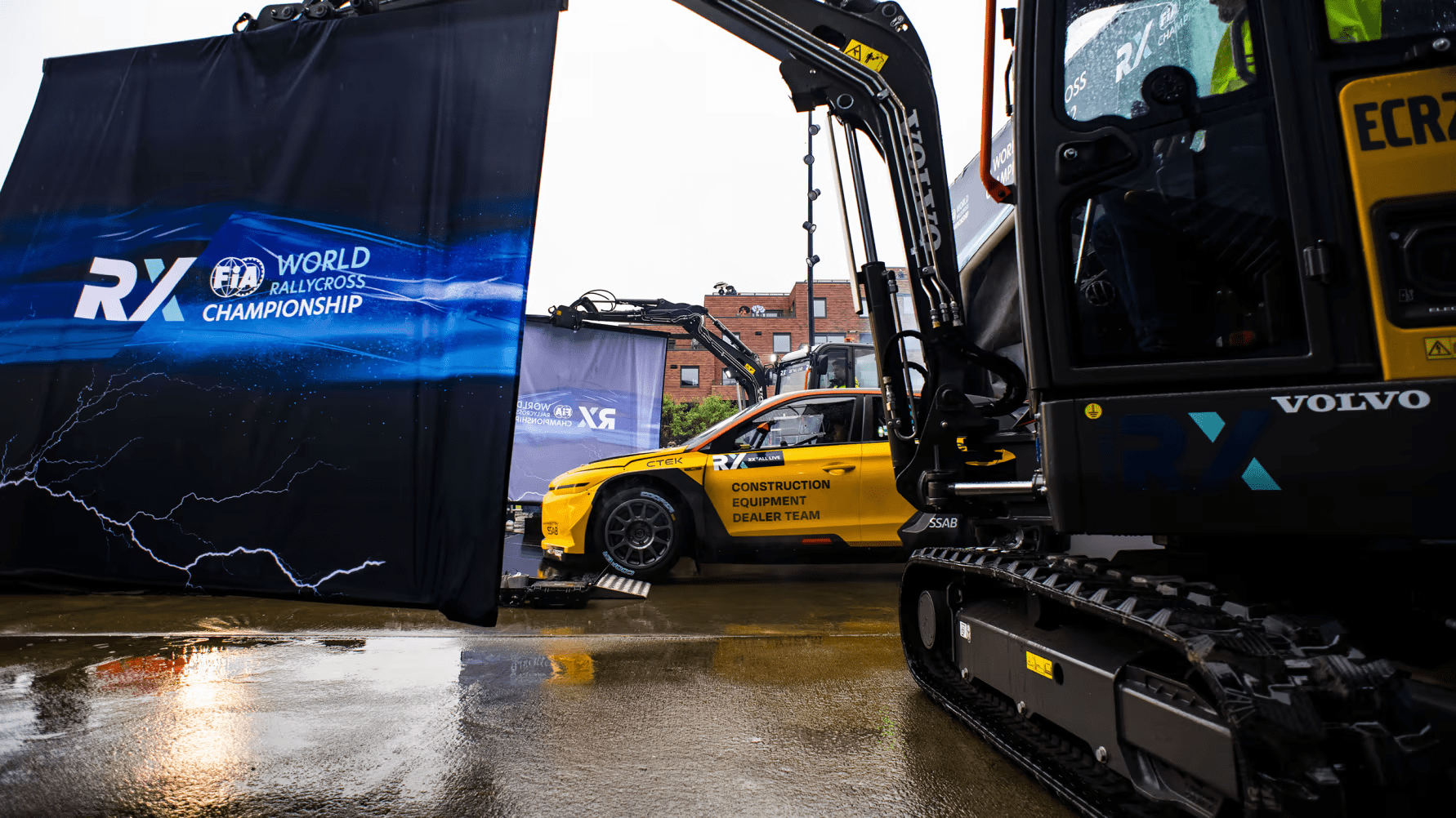 Ny eldriven era i World RX tar nu fart med Volvo Construction Equipment som officiell ‘Track Build Partner’