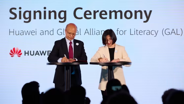 Huawei ansluter sig till UNESCOs globala läskunnighetsallians