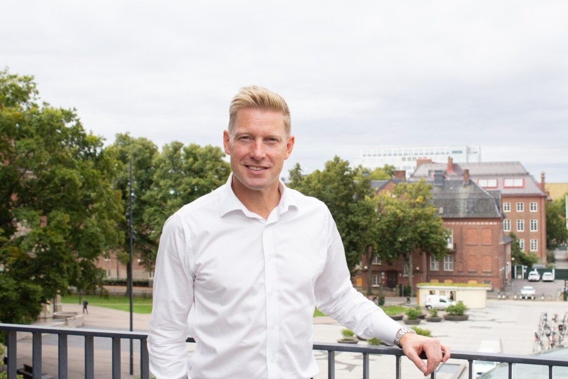 Peter Axelsson blir ny chef för Region Syd på HiQ