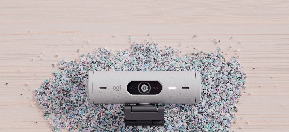 Logitech blir först att övergå till återvunnen plast och andra gröna material för sitt videosamarbetsutbud