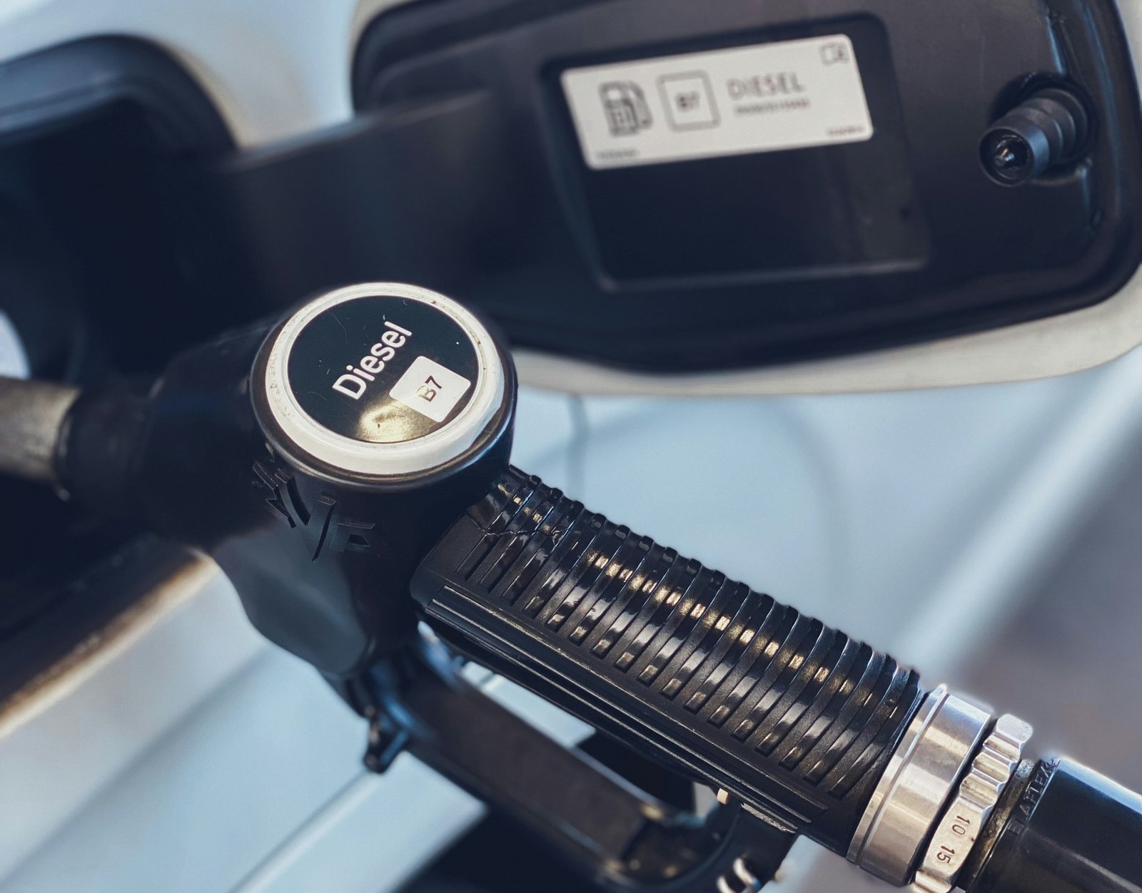 Sänkt reduktionsplikt – då exploderar intresset för dieselbilar