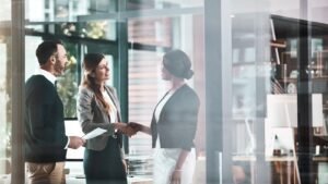 Långsam takt mot jämställdhet i västsvenska styrelser