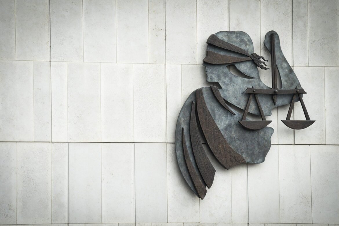 Nu börjar Fordonsjuristen och Training Partner leverera juridikutbildningar för fordonshandlare och verkstäder