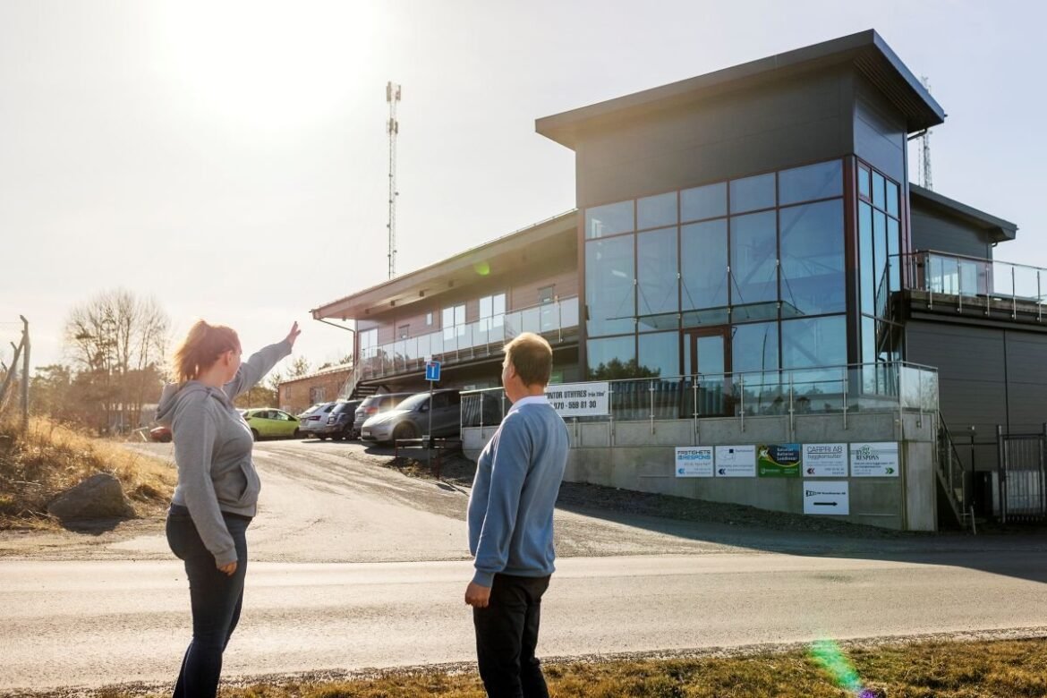Solceller på Fastighetsrespons tak minskar både hyran och klimatpåverkan
