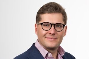 Hälften av svenska företag har investerat i generativ AI, men de flesta saknar fortfarande AI-strategi