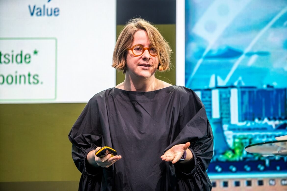 Googles XR-chef: ”Vi måste sluta prata med AI”