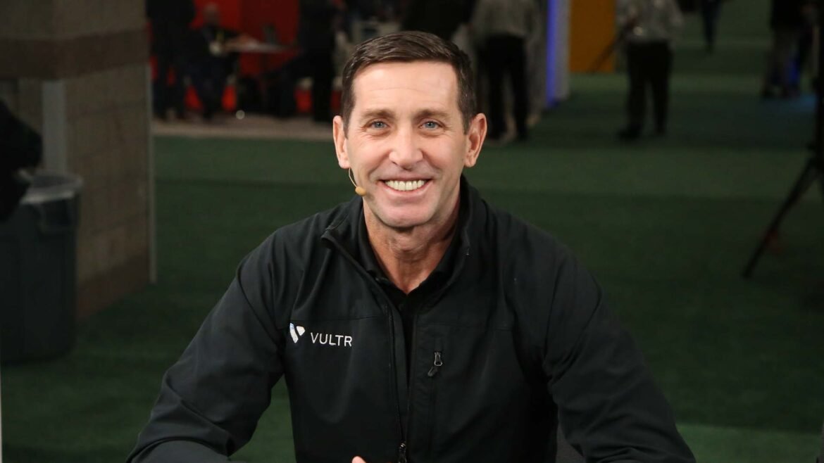 Slut på ChatGPT:s dominans – små språkmodeller och specialiserad hårdvara är framtiden för agentisk AI