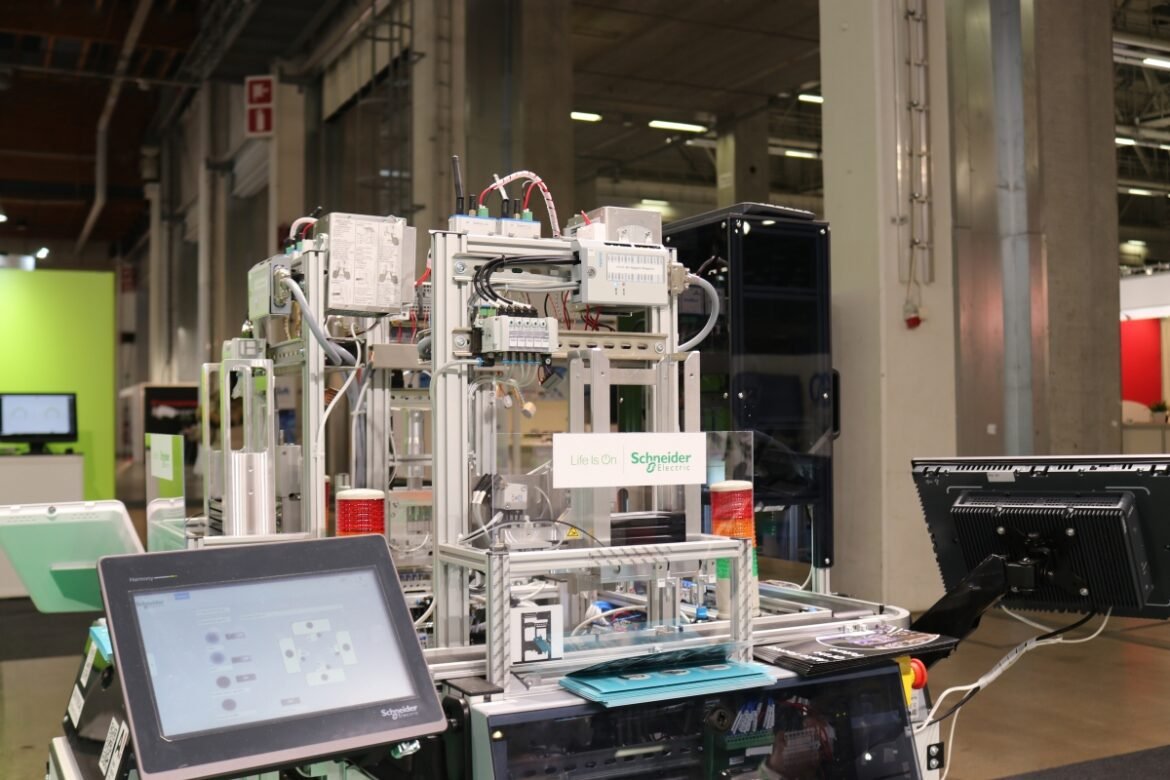 ”Öppen, hårdvaruoberoende automation är framtidens arbetsliv”