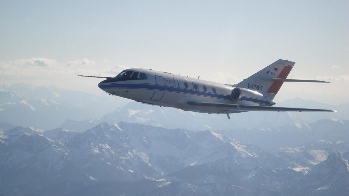 TUI fly i ny studie: forskningsflygplan följer passagerarplan för klimatforskning