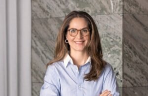 KPMG:s vd-undersökning: AI-kompetens viktigast för framgång enligt svenska företag KPMG:s vd-undersökning: AI-kompetens viktigast för framgång enligt svenska företag