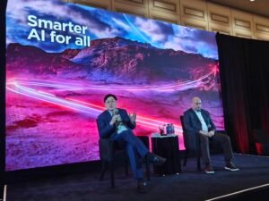 AI-eran kräver samarbete – Lenovo pekar ut partnerskap som nyckeln i ett fragmenterat ekosystem AI-eran kräver samarbete – Lenovo pekar ut partnerskap som nyckeln i ett fragmenterat ekosystem