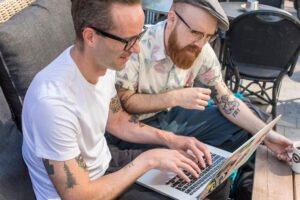 Ny lönestatistik: Så mycket tjänar nyanställda IT-specialister och chefer