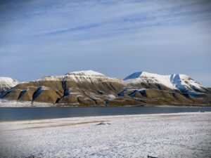 Gasum levererar flytande biogas till Svalbards flygplats för att minska utsläppen från kraftproduktion