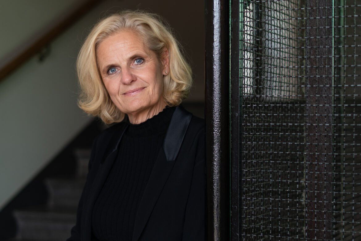 Var tredje svensk sätter infrastrukturen främst - men kompetens inom samhällsviktiga yrken saknas