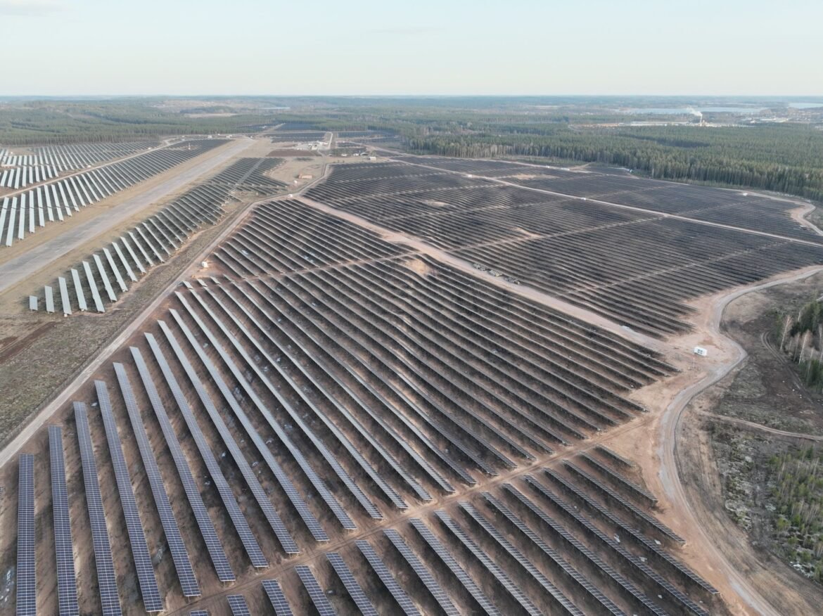 Soltech Energy Solutions och Nordic Solar ingår ett drift- och underhållsavtal för Hultsfred Solpark om 91,5 MWp