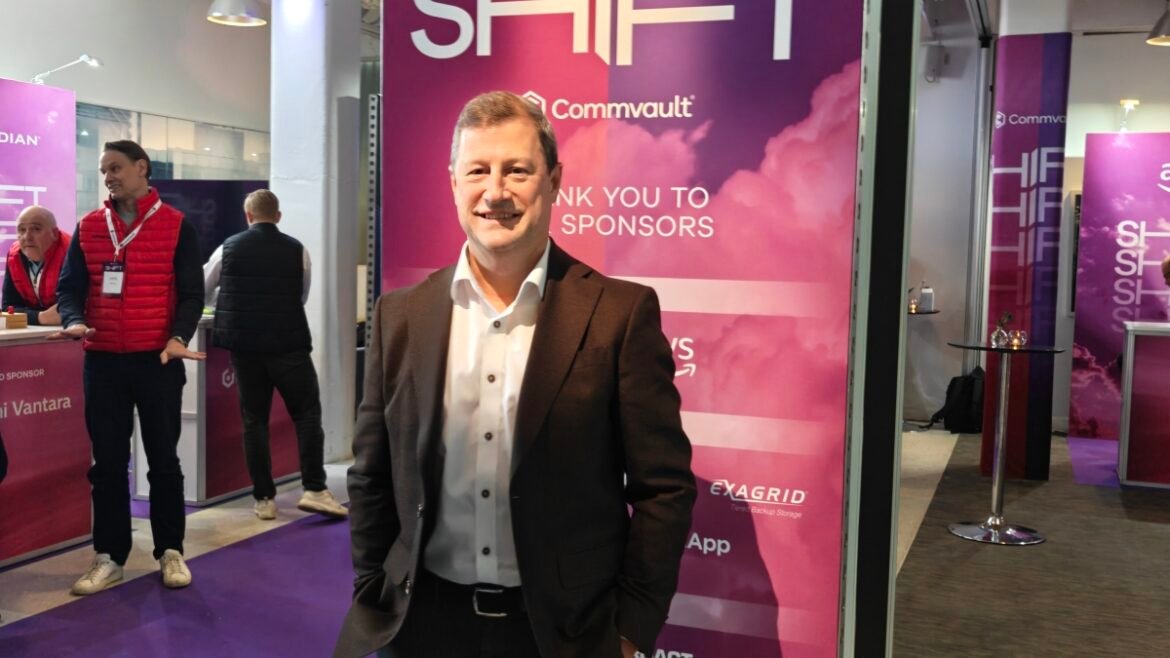 Från pilotdrömmar till cyberresiliens – Martin Gittins om framtiden för data, AI och säkerhet