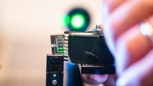 LiU-forskare flyttar gränsen för organiska solceller