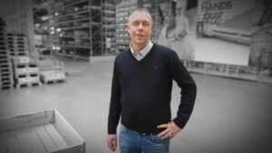 Färre truckar, tryggare arbetsplats —Skandia Elevator tar klivet mot framtidens produktion Färre truckar, tryggare arbetsplats —Skandia Elevator tar klivet mot framtidens produktion
