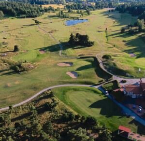 Åkersberga Golfklubb och Smartports tecknar avtal om ny energihubb