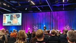 När teknik möter mänsklig kreativitet – lärdomar från Tobias Degsell på Atea IT Arena