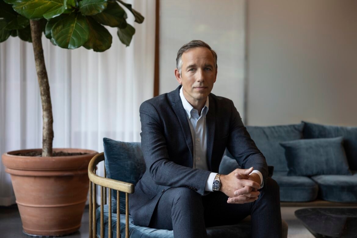 44 procent av svenska företagsledare räknar med fler anställda när AI växer