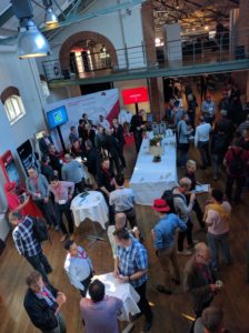Red Hat pratade om hybrida molnlösningar på sitt forum i Stockholm